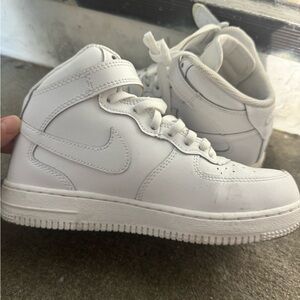 Nike big kids 3 Y air force